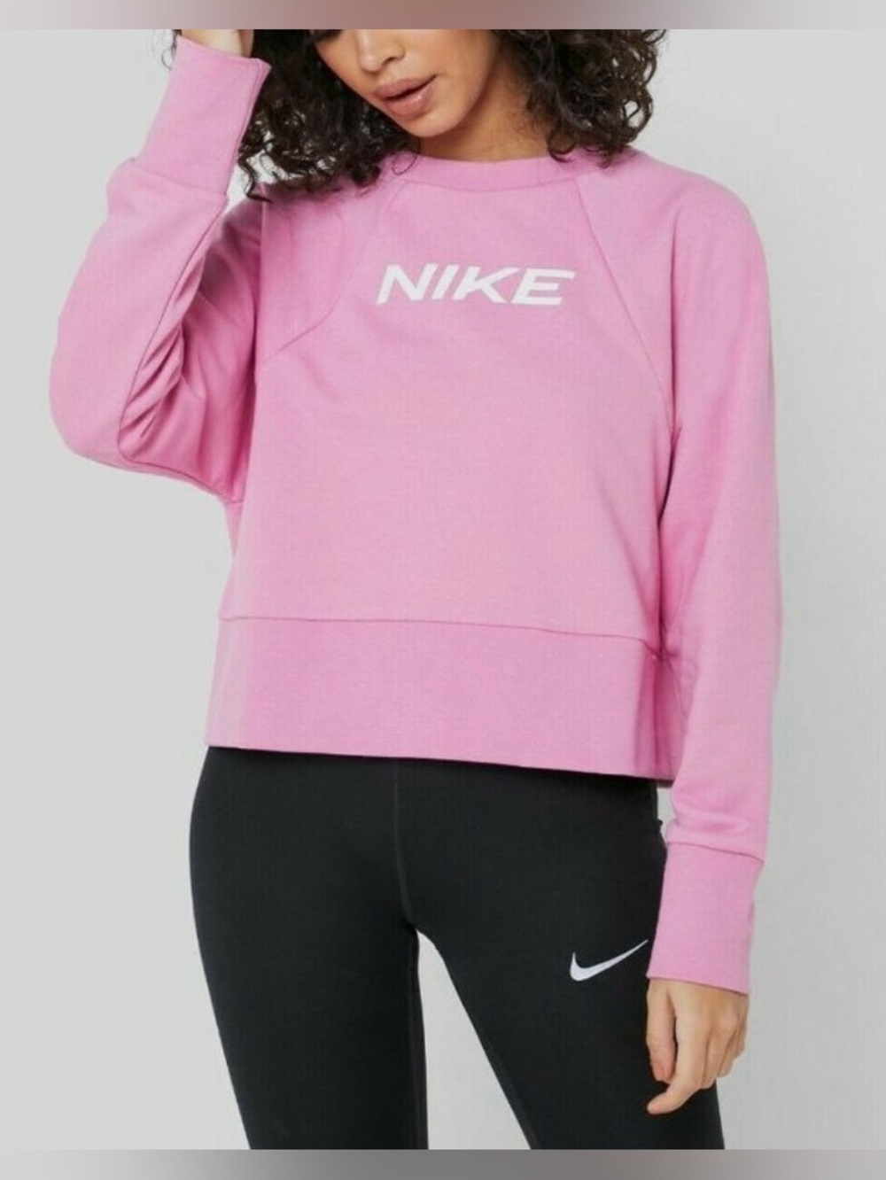Nike Dri-FIT Get Fit cropped women's sweatshirt Size Medium